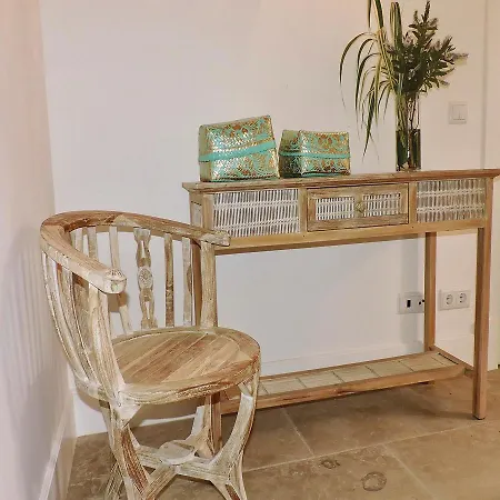 Two-bedroom In Apartment Lisbon