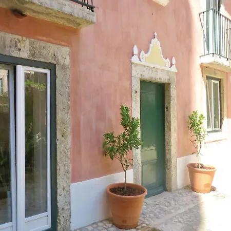 Two-bedroom In Apartment Lisbon